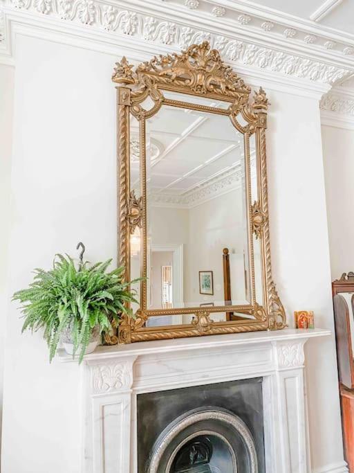 Luxurious Victorian, A Few Minutes From The Beach - Sleeps 2 Adults And Up To 3 Children Apartment St Leonards-on-Sea Екстериор снимка